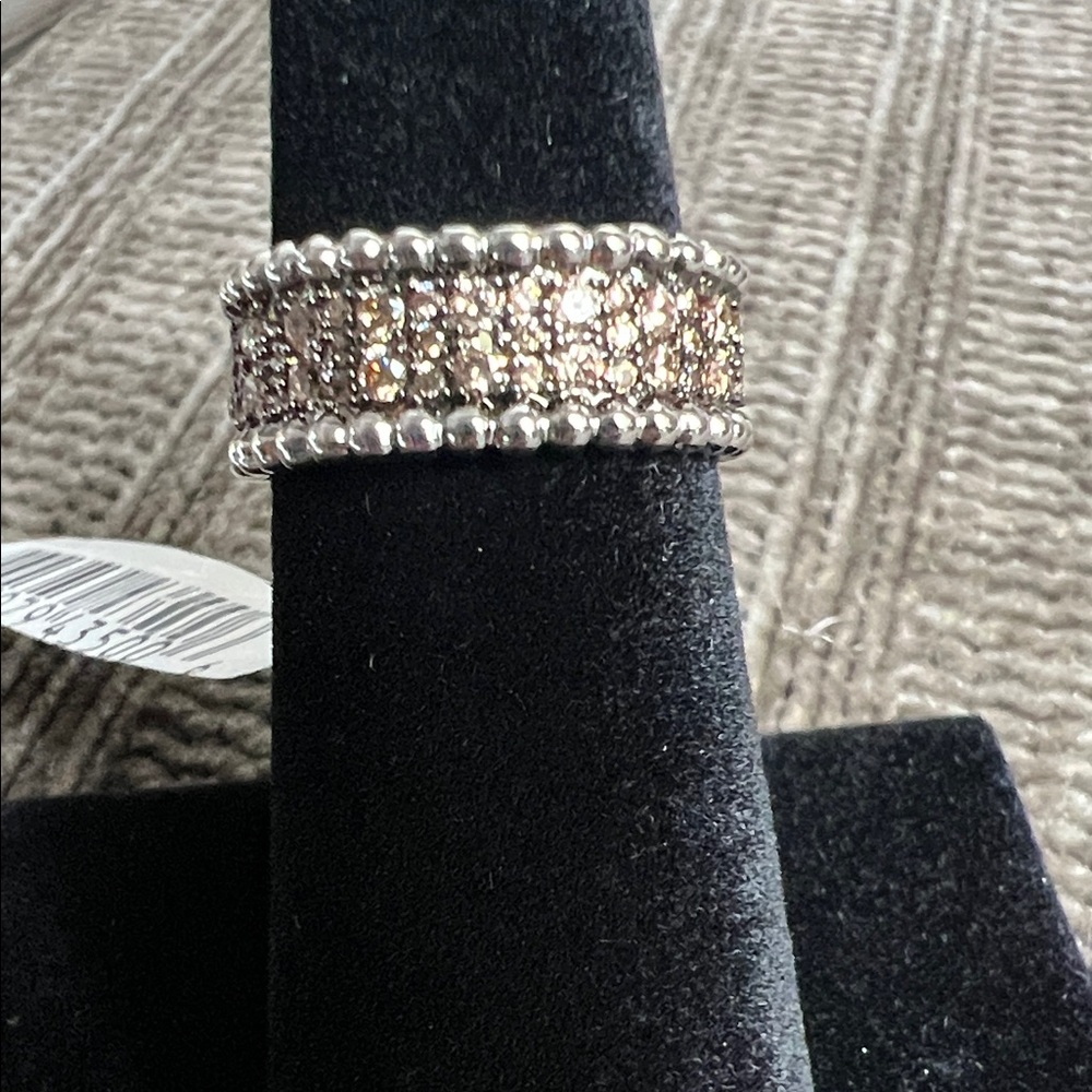 Elegant costume Women's Ring looks chocolate in some light size 6